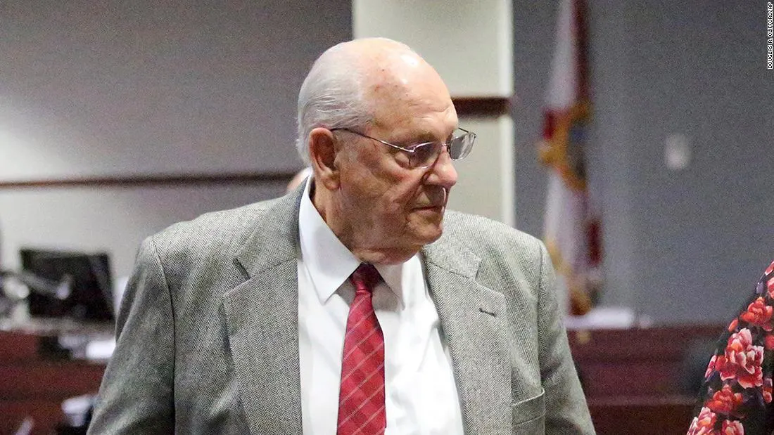Curtis Reeves, retired police captain who fatally shot man in movie theater, acquitted – CNN