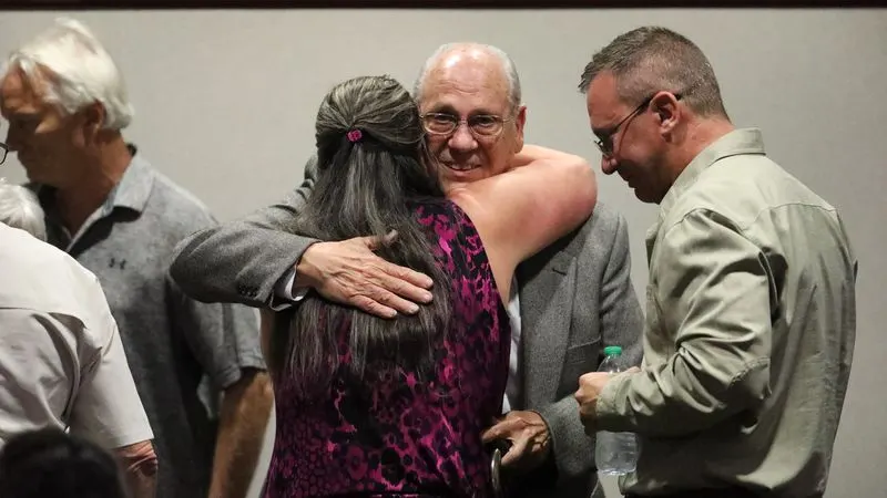 Curtis Reeves trial: Jury issues not guilty verdict for retired Tampa police captain – Tampa Bay Times