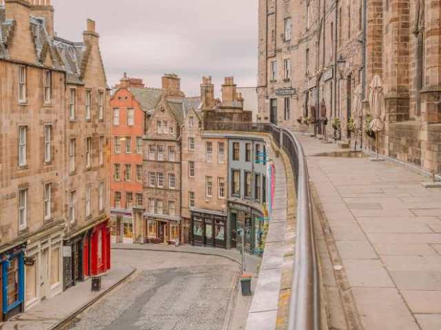 Best Things To Do In Edinburgh, Scotland (13)