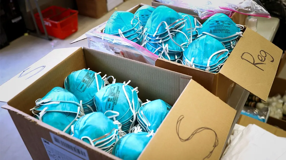 Democratic Lawmakers Propose Bill to Send N95 Masks to All Americans