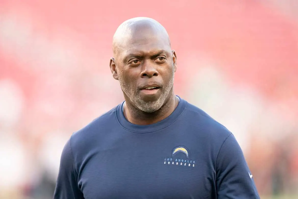 49ers add former Chargers head coach Anthony Lynn to coaching staff