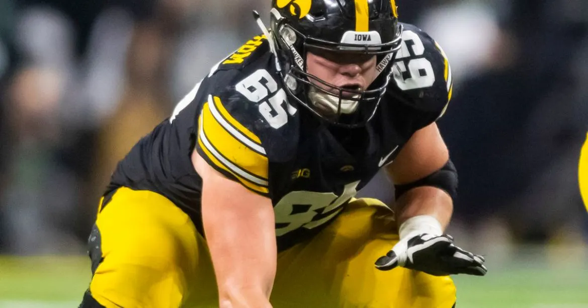 Daniel Jeremiah Mock Draft: Titans grab OL help at 26