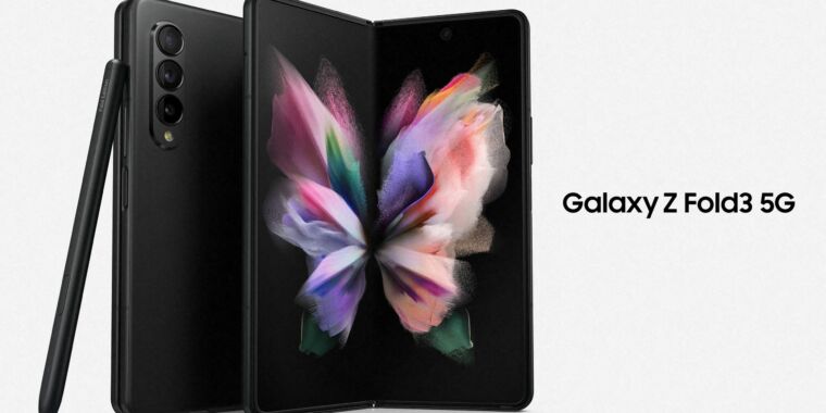 Samsung punishes Galaxy Fold 3 modders by disabling their cameras