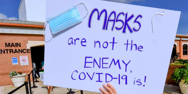 DeSantis still fights masks—despite COVID surge, court loss, expert advice, etc.
