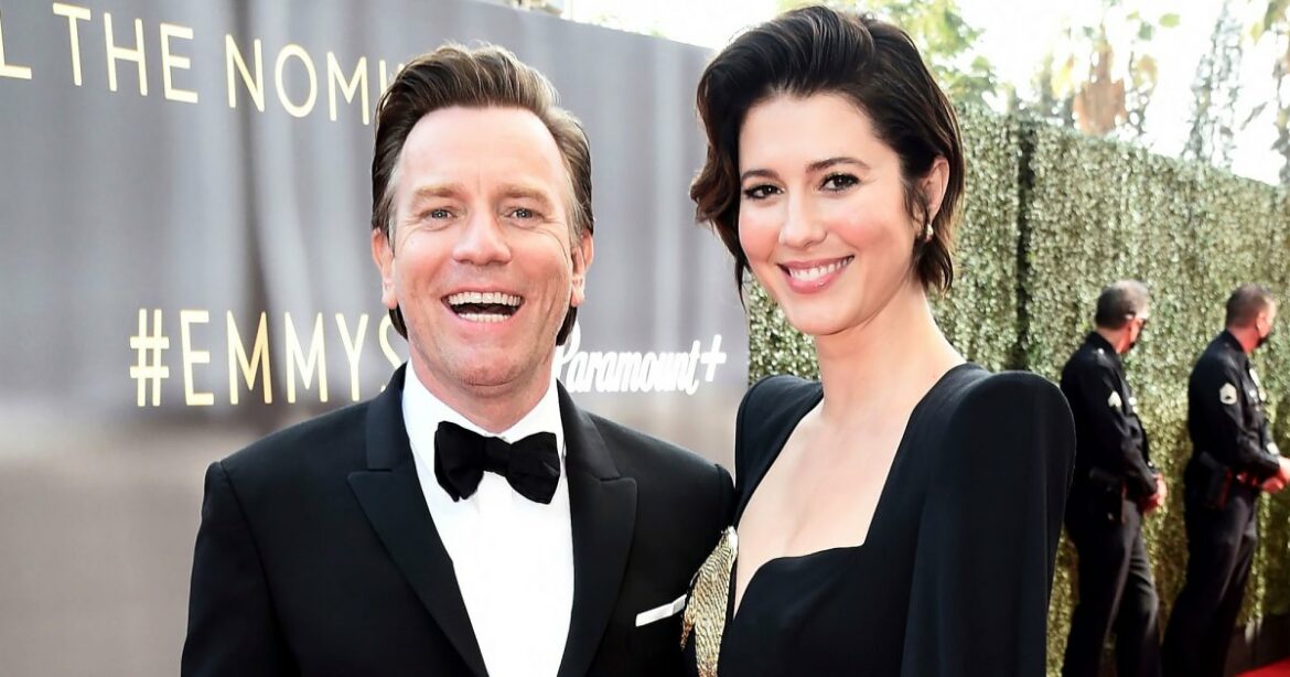 Ewan McGregor Gushes Over Son With Mary Elizabeth Winstead in Emmys Speech