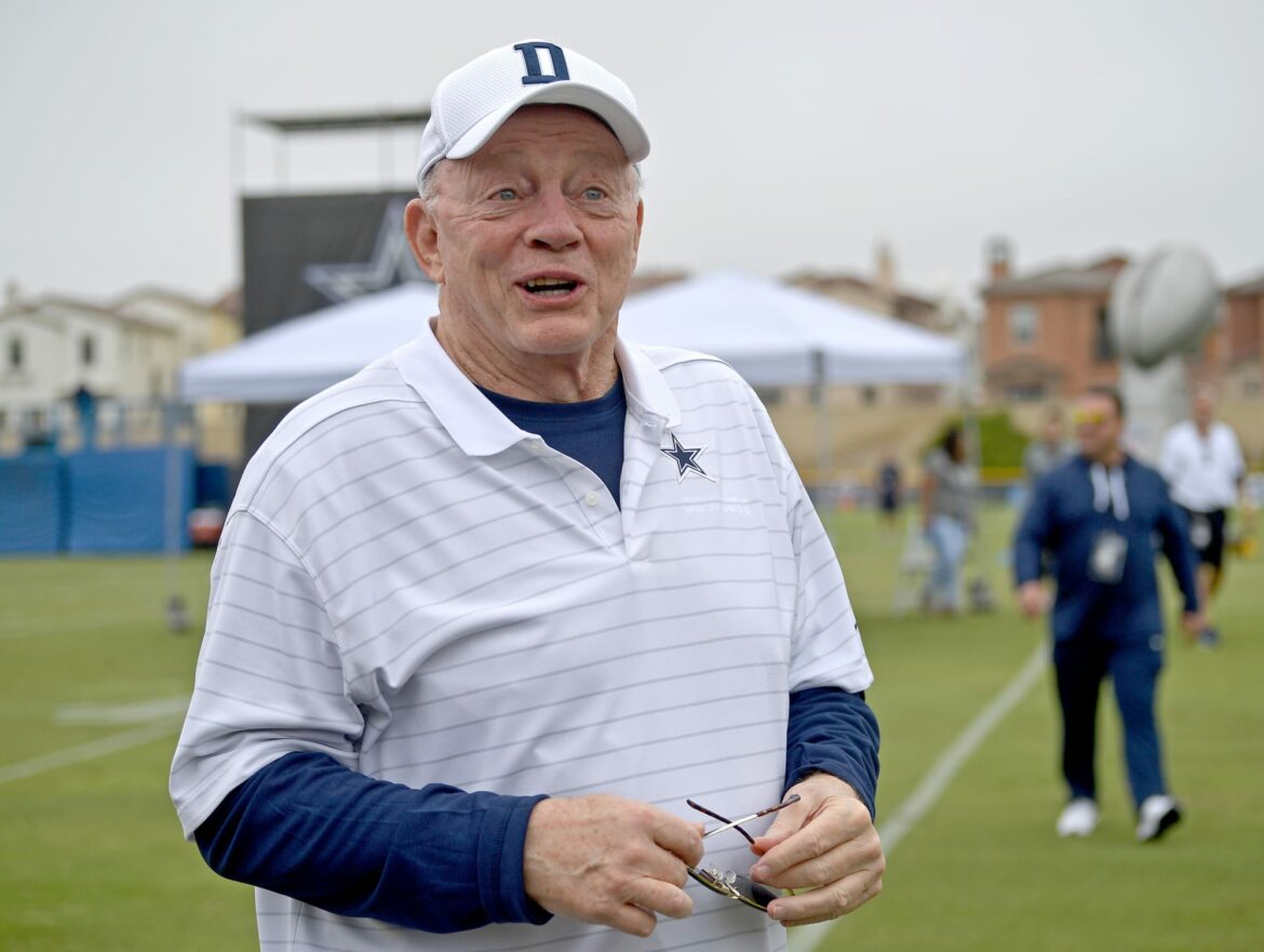 Jerry Jones issues stern warning to Eagles after Nick Sirianni rocks anti-Cowboys shirt