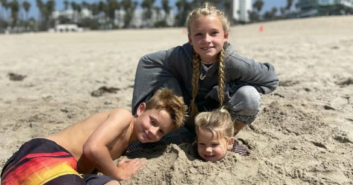 Beach Baby! Jessica Simpson and Eric Johnson's Daughter Birdie's Album