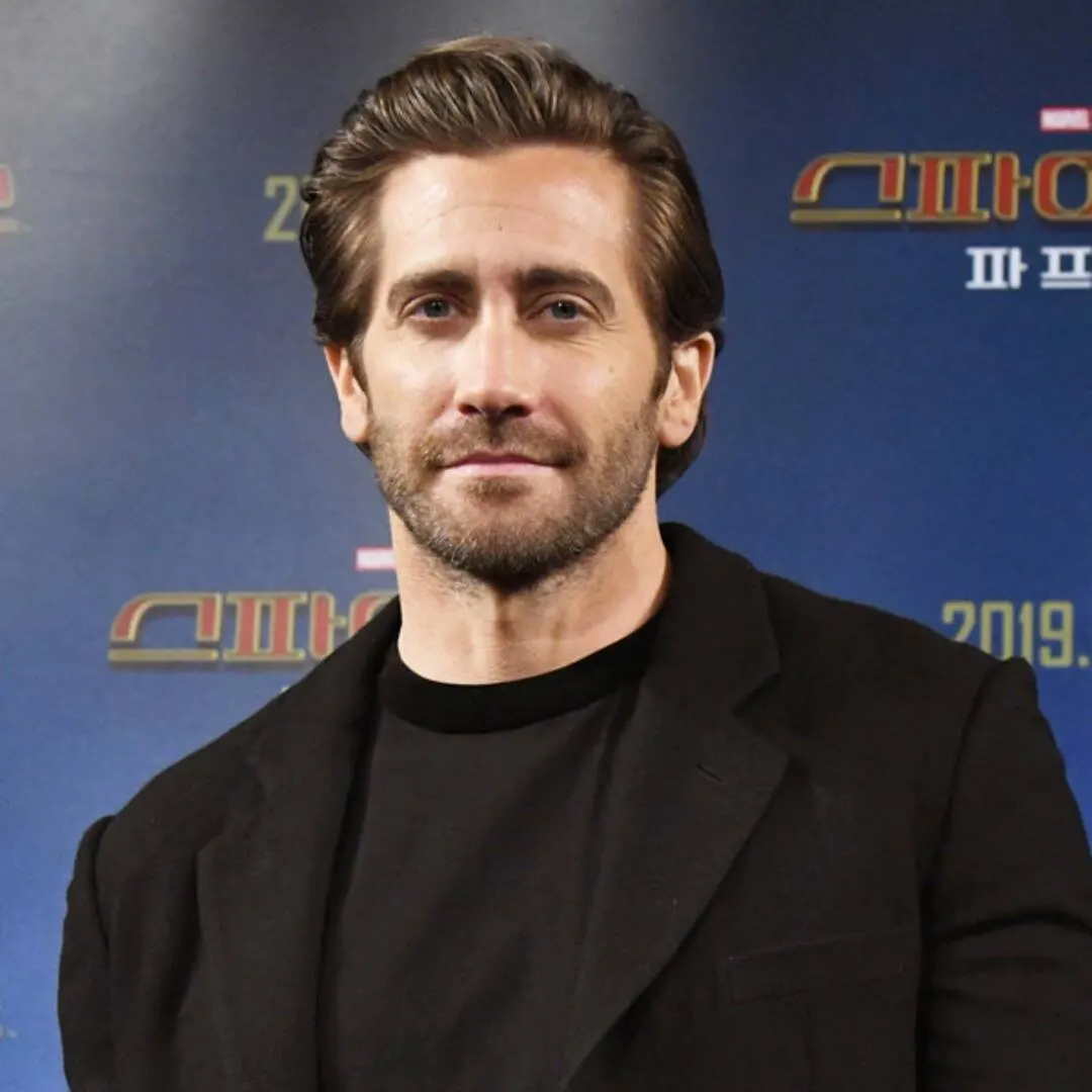 Jake Gyllenhaal Clarifies Those Controversial Bathing Comments