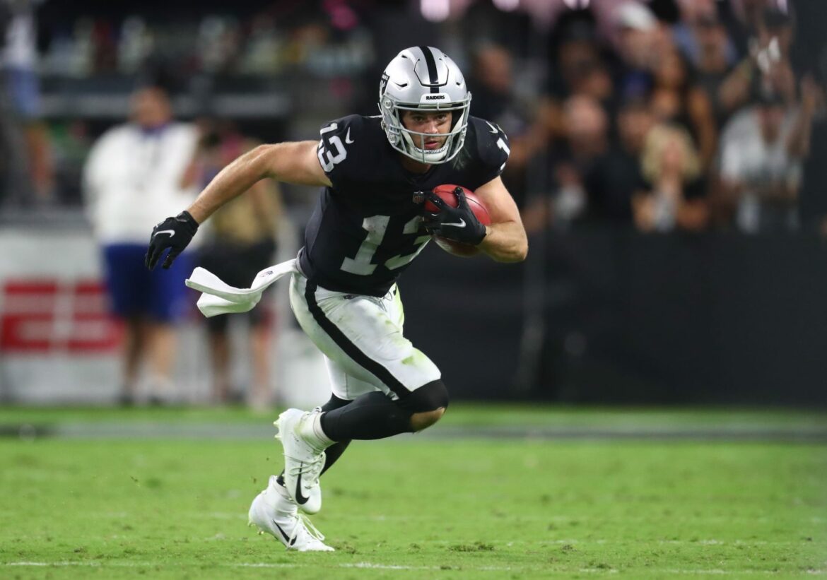 Hunter Renfrow stopped Chargers fake punt with the hit stick (Video)