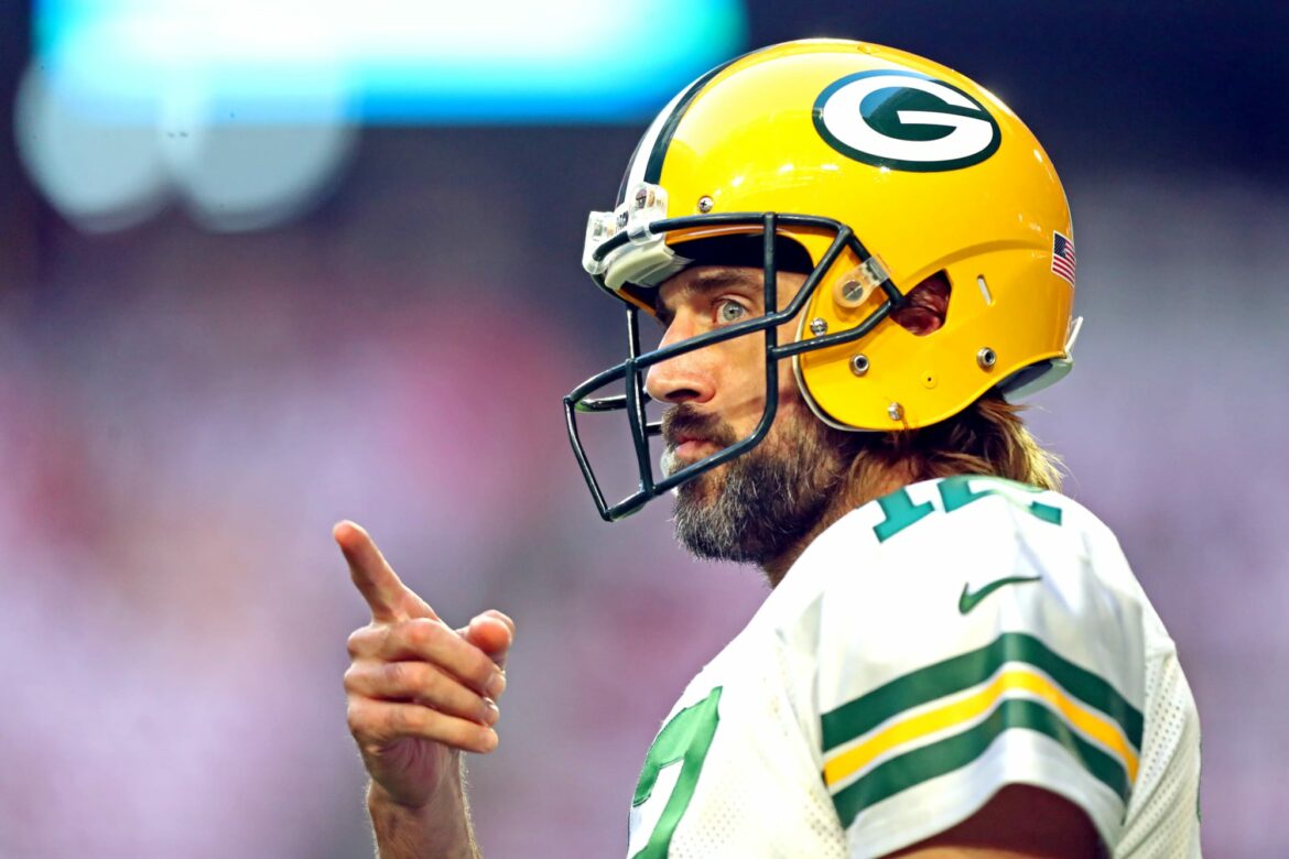 Aaron Rodgers breaks silence over COVID vaccination controversy