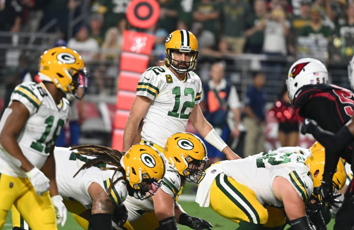 Packers fans melted down on Twitter after Aaron Rodgers positive COVID test