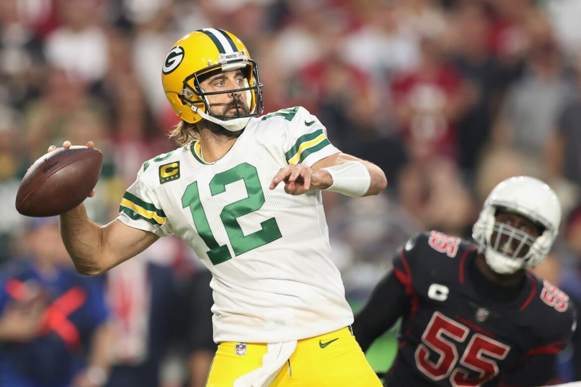 Aaron Rodgers has worst possible reaction to backlash over vaccine status