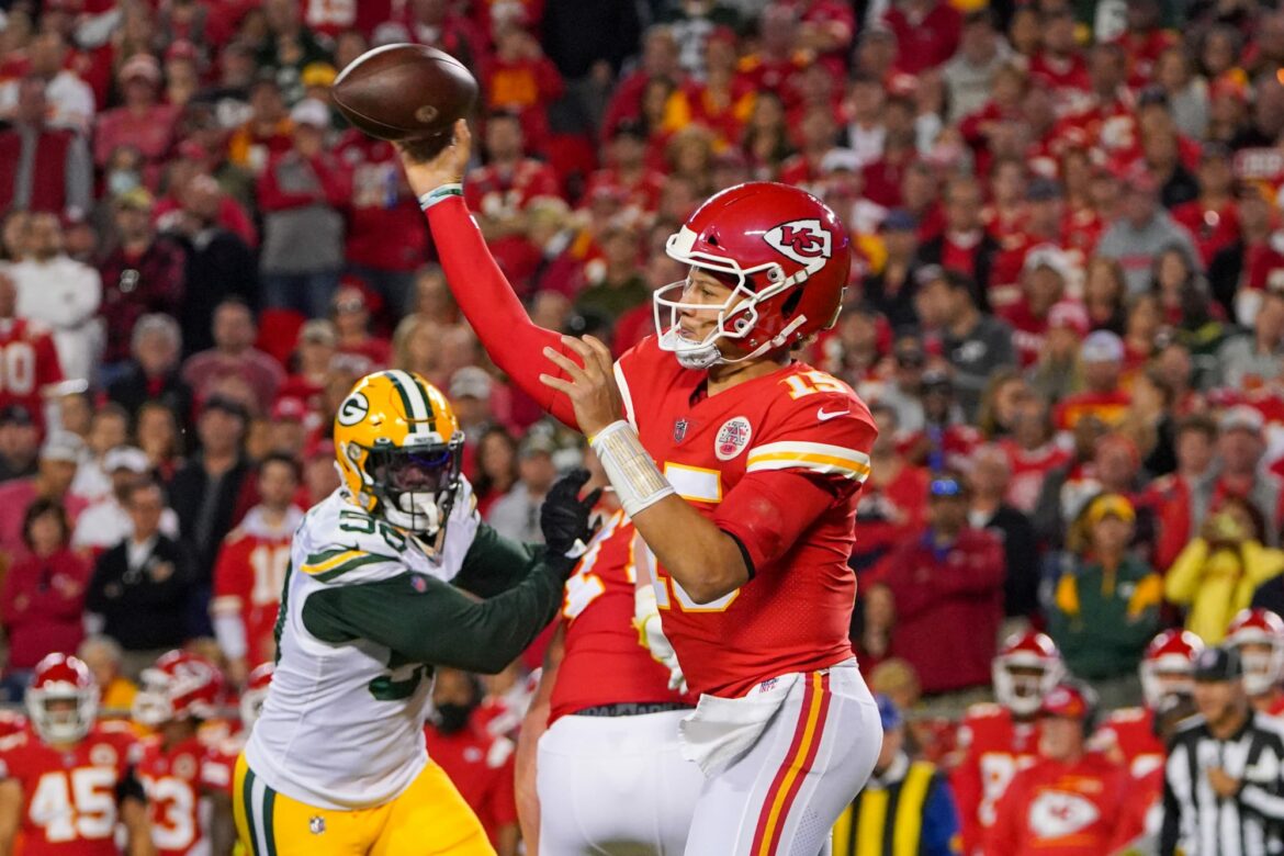 3 ways for Chiefs to fix Patrick Mahomes and their offense