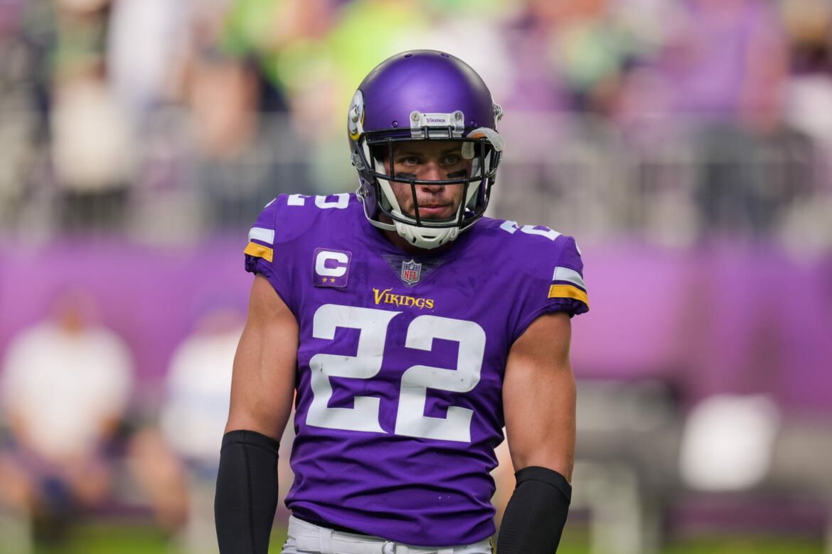 Unvaccinated Harrison Smith out for Vikings in Week 10 on COVID list