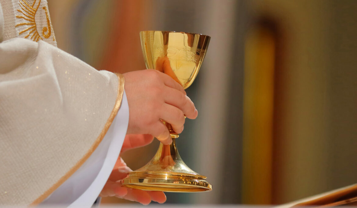 Catholic Bishops Set to Vote on Communion Guidelines That Could Exclude Biden, Other Abortion Proponents