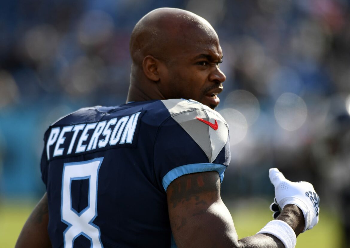 Adrian Peterson refuses to retire, finds a new home