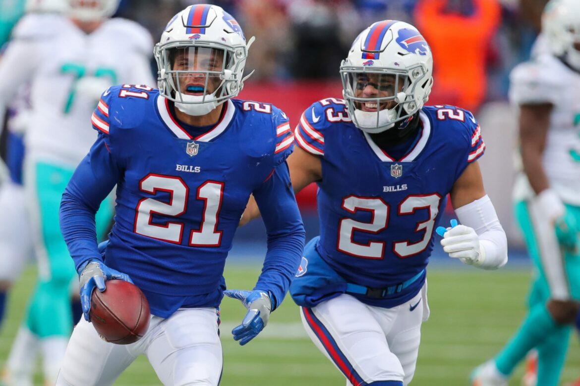 Bills’ Jordan Poyer, Micah Hyde go off on reporter after loss to Patriots (Video)