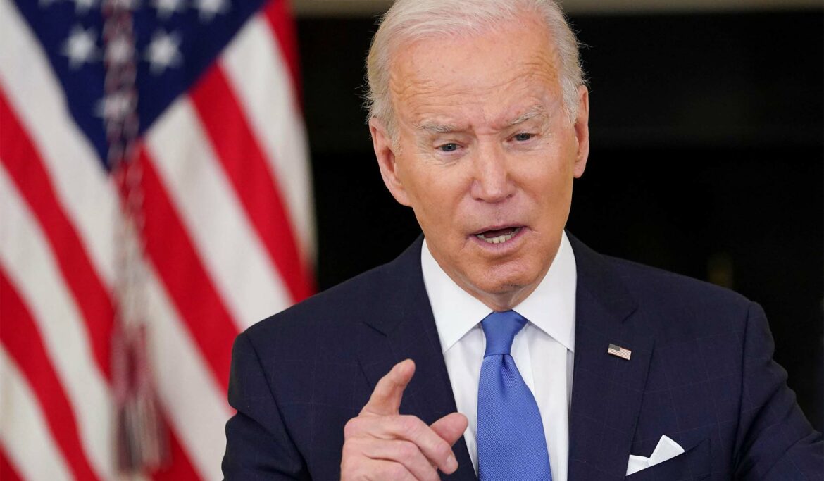 Pressed on Test Shortage, Biden Claims White House Was Caught Off-Guard by Omicron