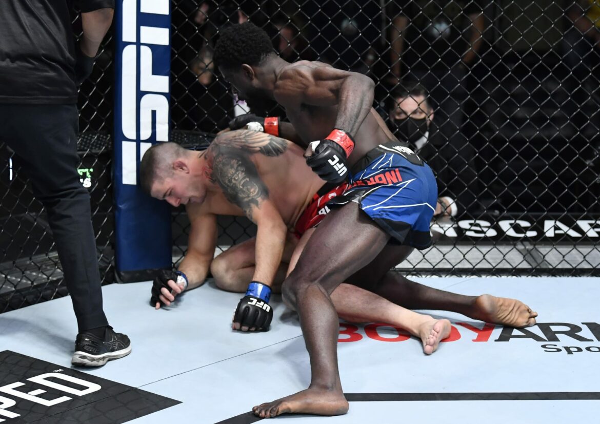Chidi Njokuani demolishes Marc-Andre Barriault in 16 seconds UFC Vegas 47 debut (Video)