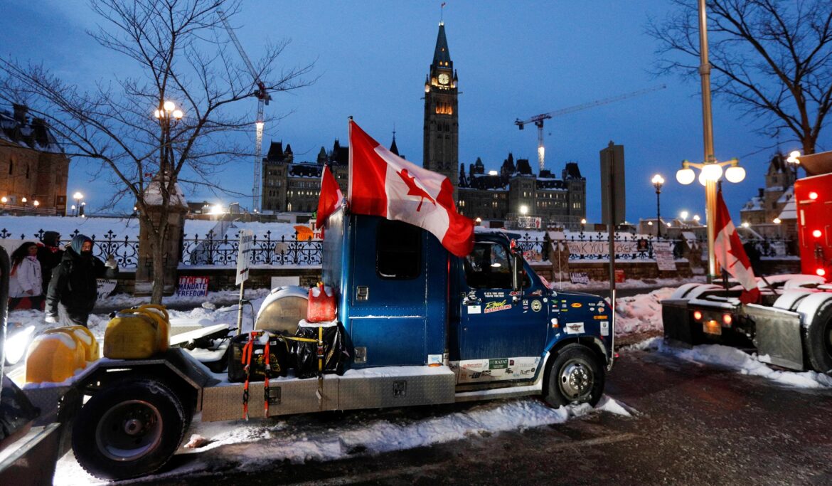 GoFundMe Blocks $10 Million in Donations to Canadian Trucker Convoy