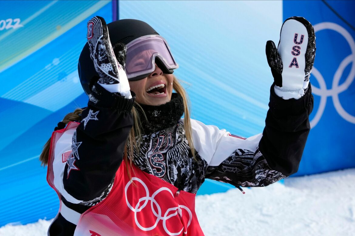 Chloe Kim Makes Olympic History With Halfpipe Gold