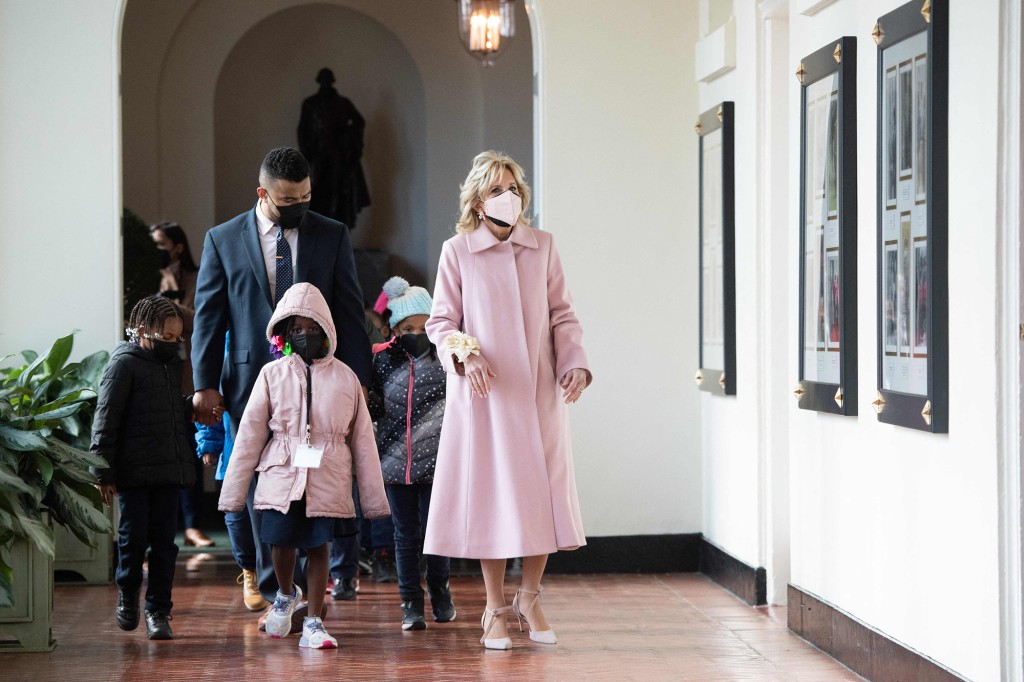 Jill Biden took the second grade class and DC Teacher of the Year Alejandro Diasgranados for a tour of the White House's decorations.