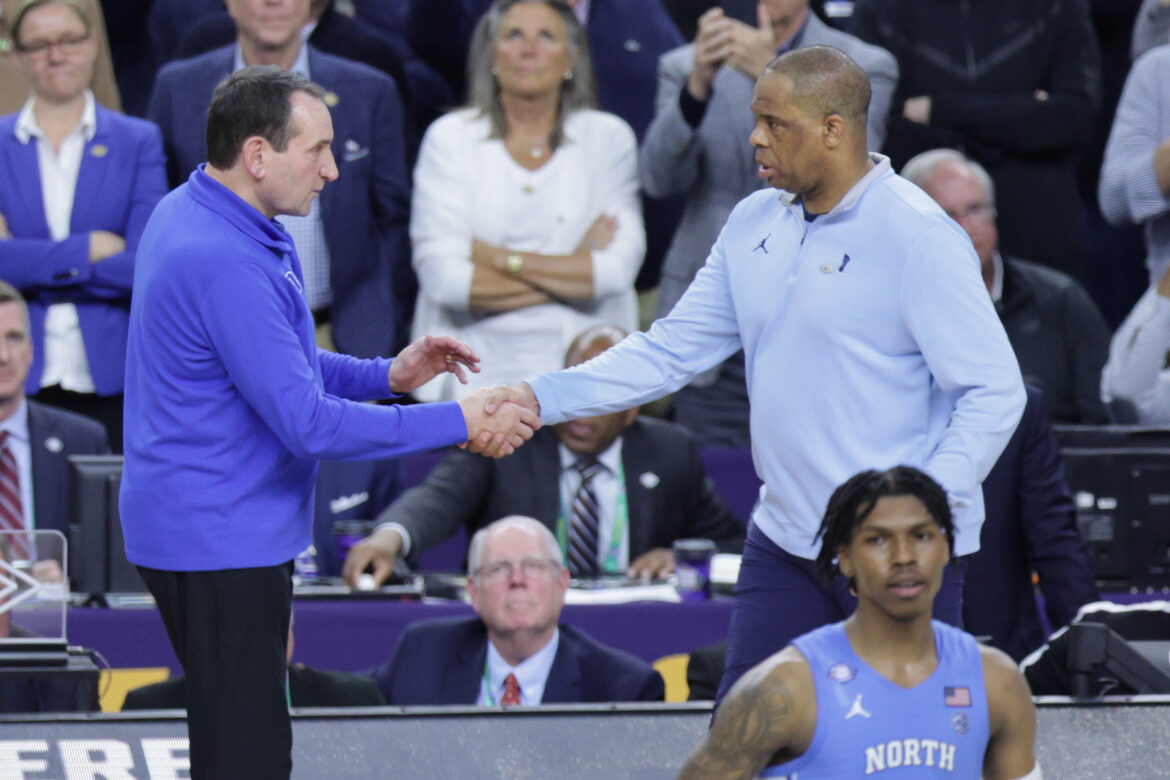 Watch: Duke players left without shaking hands after losing to UNC in Final Four