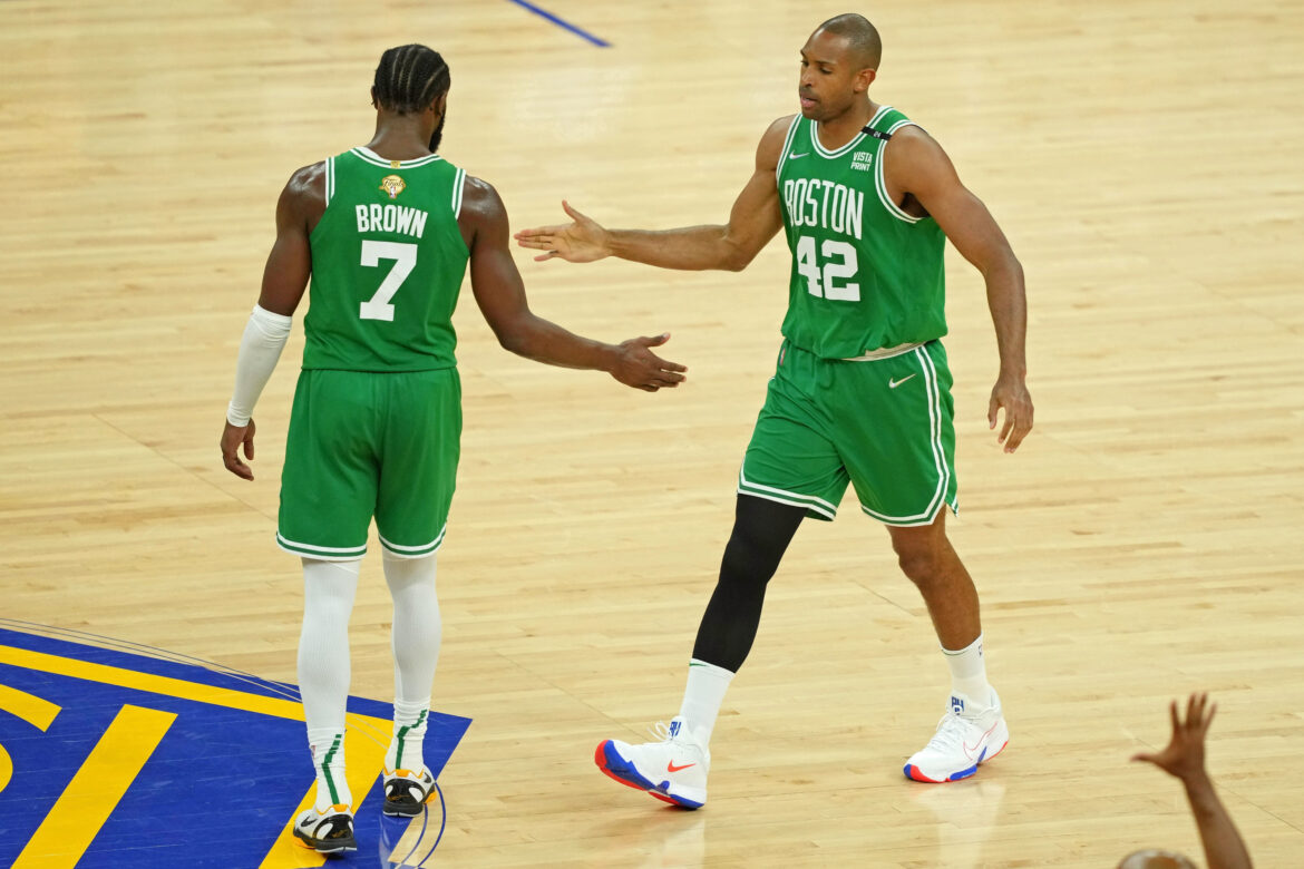 How the Celtics small lineup shut the Warriors down in Game 1