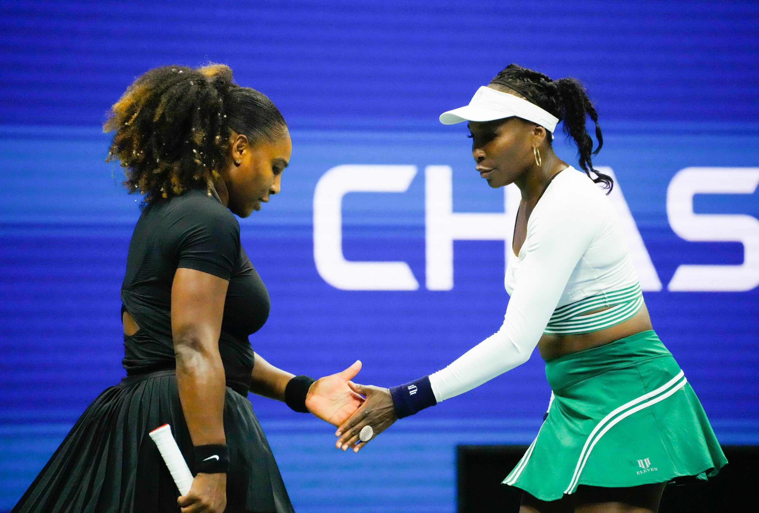 Best Reactions To Serena Williams Sisters Last Match 2022 1331