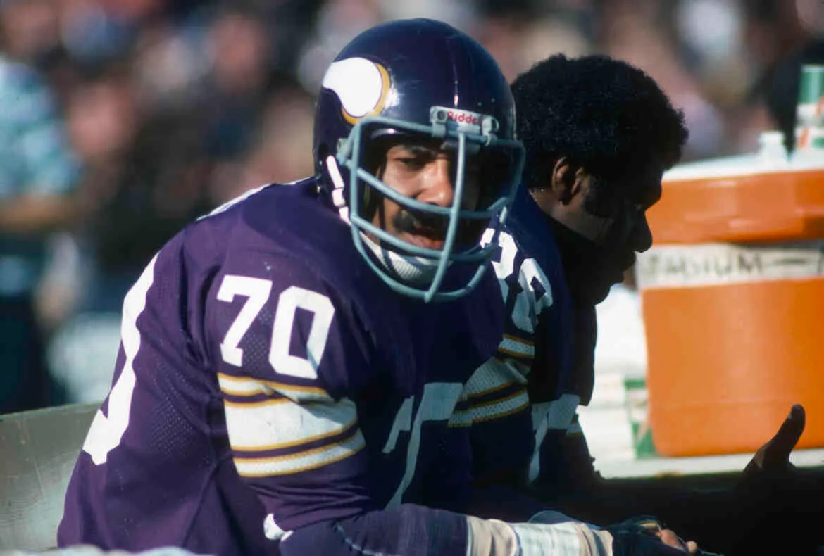 10 biggest NFL omissions from the Pro Football Hall of Fame